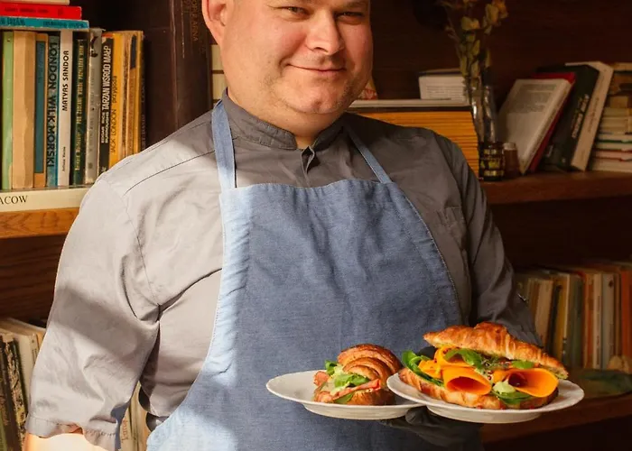 9 アパートホテル 4*