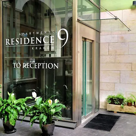 9 Aparthotel 4*