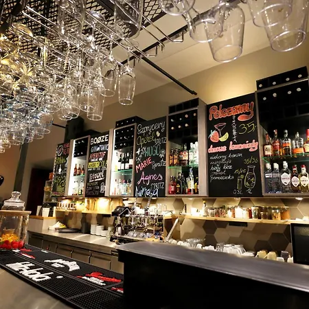 9 Apart-hotel Cracóvia