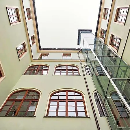 9 Apart Otel 4*