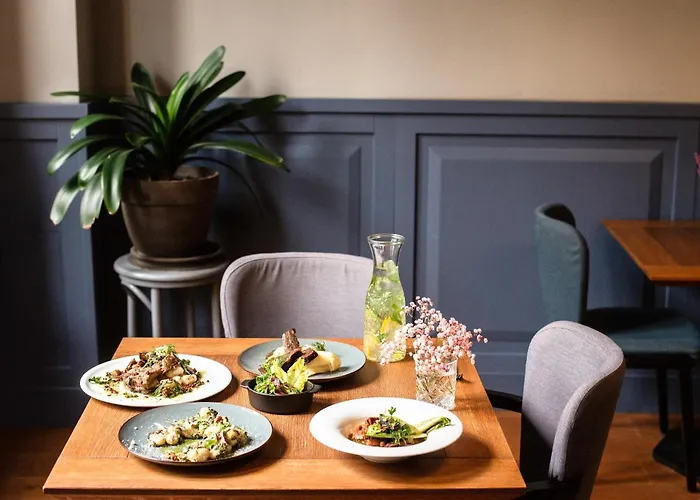 公寓式酒店 9 4*